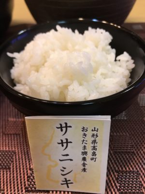 ササニシキはツヤツヤで綺麗ですね